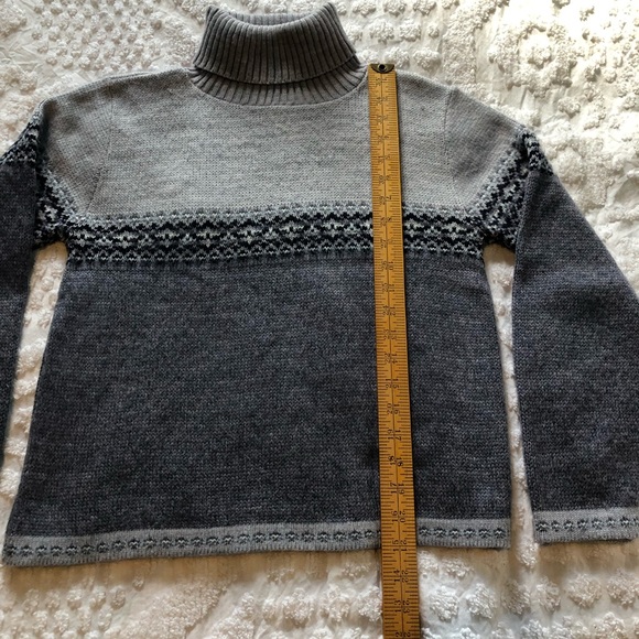 Adele Nordic print lavender turtleneck sweater - Picture 4 of 9